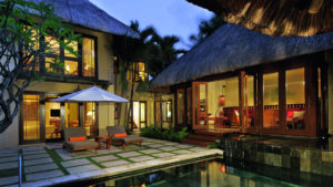 Constance Belle Mare Plage -Villa im Sonnenuntergang
