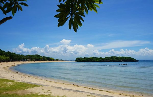 Strand von Nusa Dua auf Ihrer Reise nach Bali