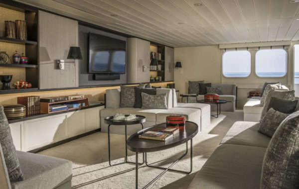 Interior der Four Seasons Explorer