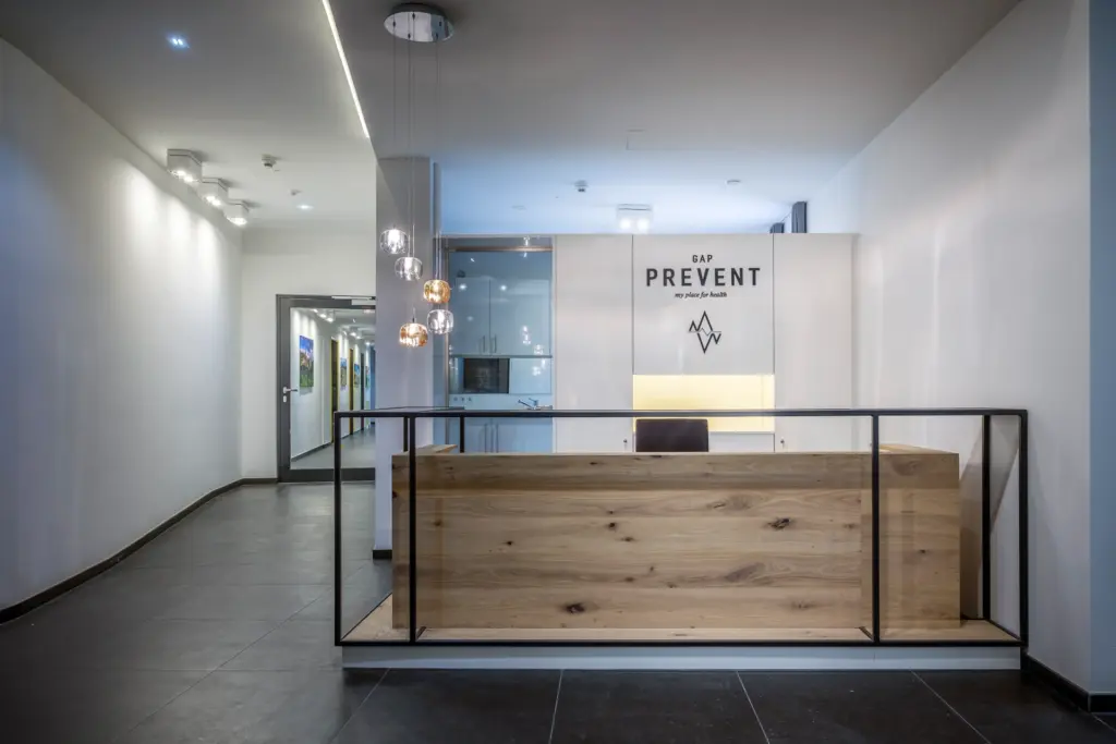 Das Präventionszentrum GAP Prevent bietet Untersuchungen auf Klinikniveau im Rahmen eines Wellnessaufenthalts im Boutiquehotel DAS GRASECK, buchbar für Ihren Gesundheitsurlaub bei Fenners Reisen!