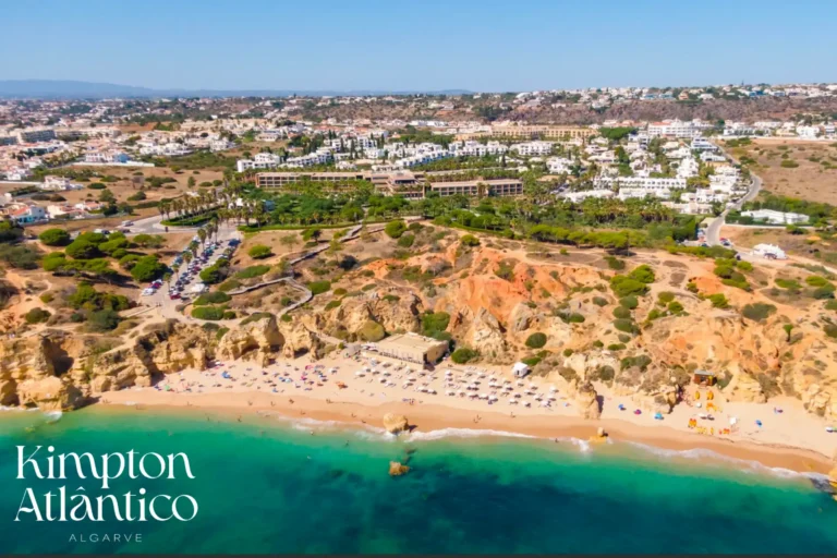 Die Präsentation des Kimpton Atlantico gibt einen umfassenden Einblick über alle Einrichtungen des Boutiquehotels an der Algarve, das individuell bei Fenners Reisen gebucht werden kann.