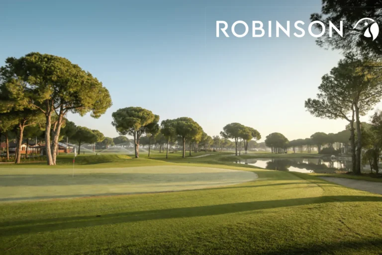 Die Broschüre des ROBINSON Nobilis. Noch Fragen zum individuellen Cluburlaub in der Türkei? Katharina Fenners berät Sie persönlich!
