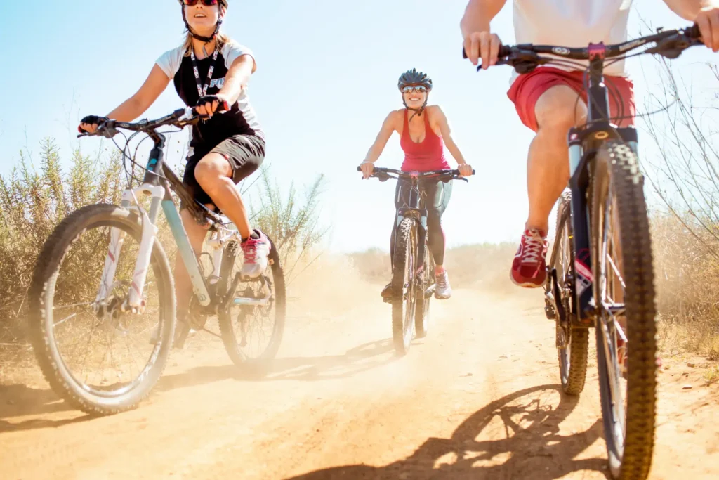 Fahrradtour durch das Naturgebiet der Ria Formosa an der Algarve. Sie planen einen aktiven Portugalurlaub? Katharina Fenners berät Sie individuell.